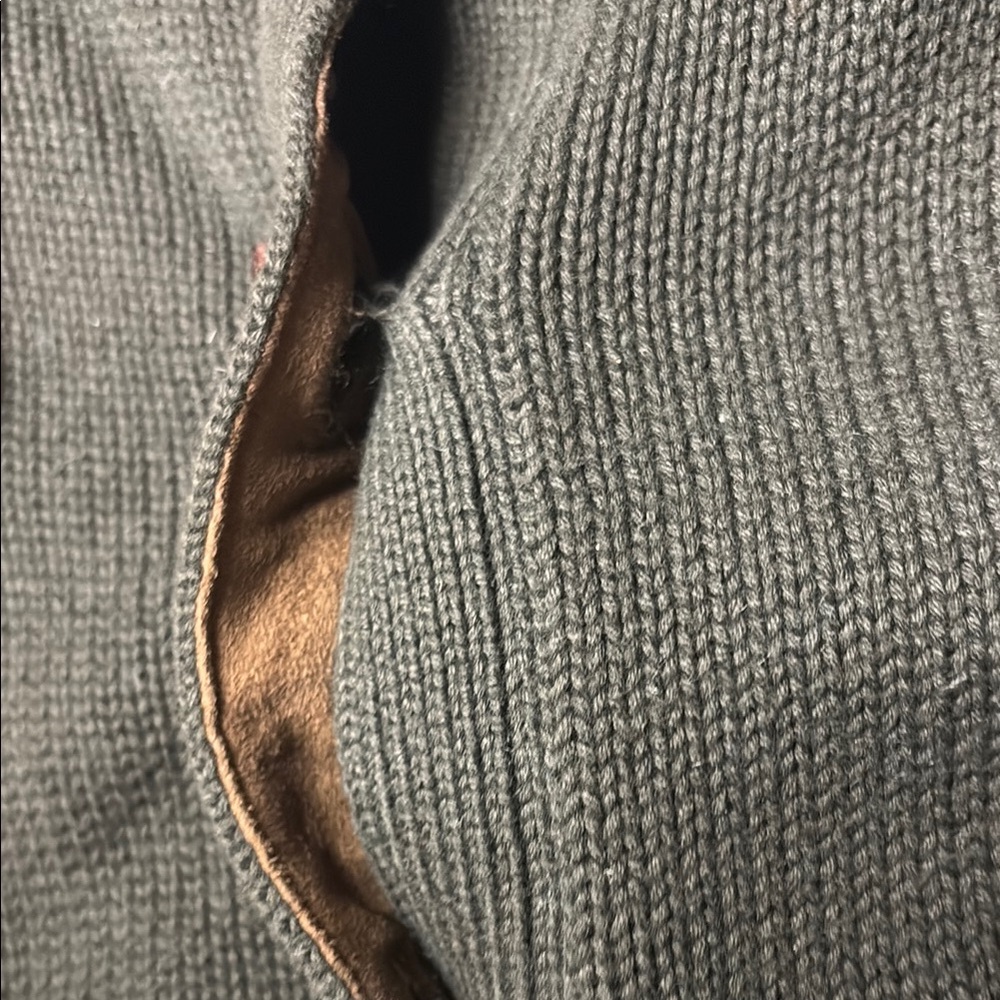 Ralph Lauren Men's Olive Green Sweater with Tan Accents - Picture 5 of 6